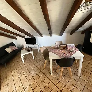 https://la-mansarda-dei-mori.taorminaitalyhotels.com